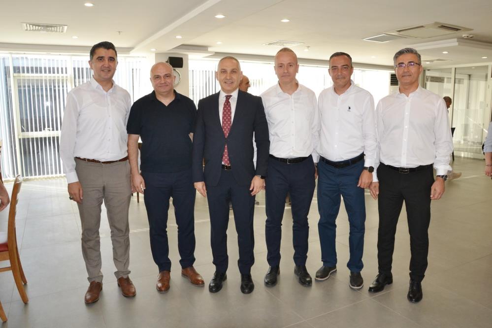 Müdür Öztürk (1)