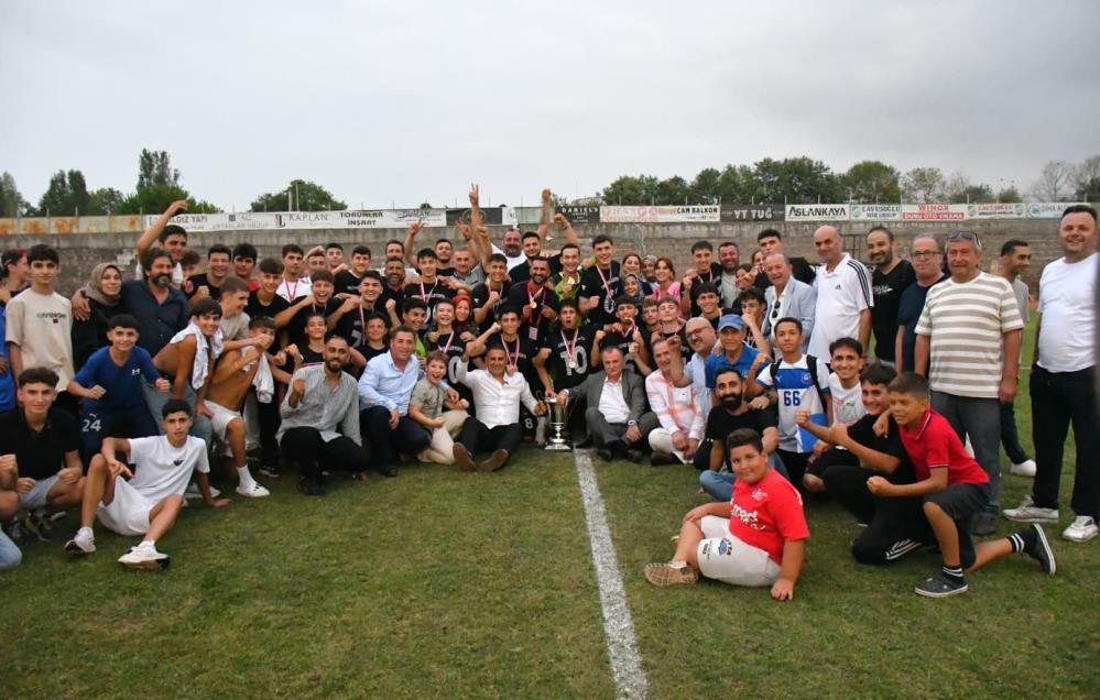 Yunusemre Belediye Spor (2)