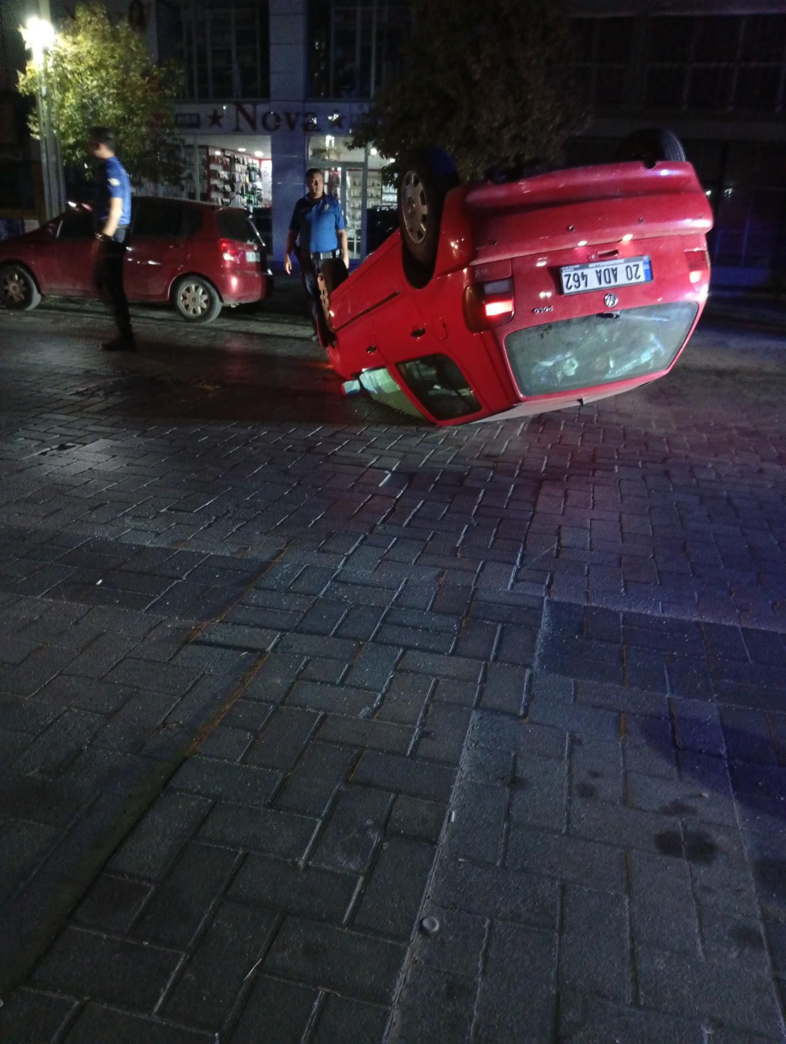 6B9E7Ce1 529A 40D8 8Db5 72626831F073