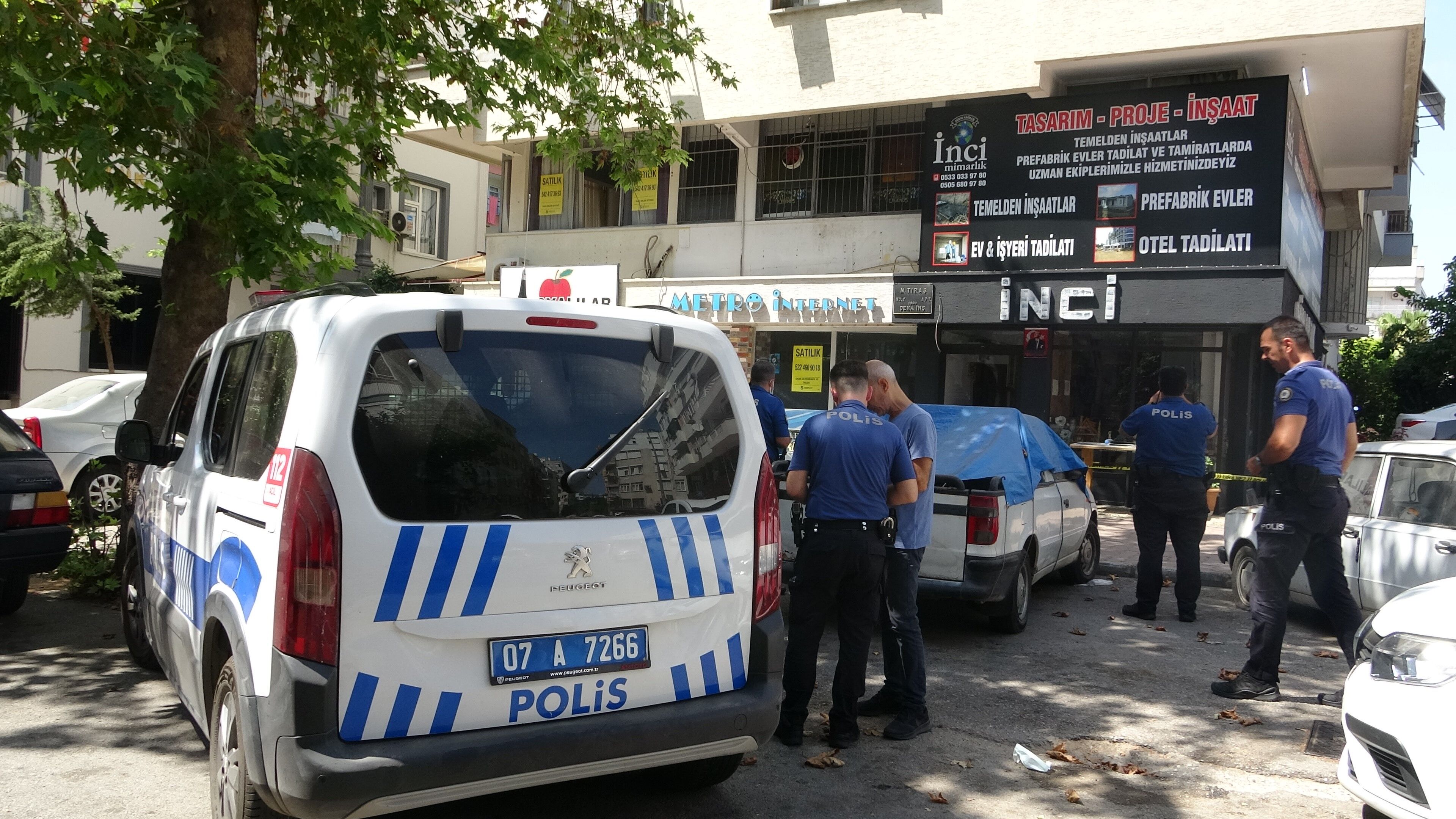 A W518293 01