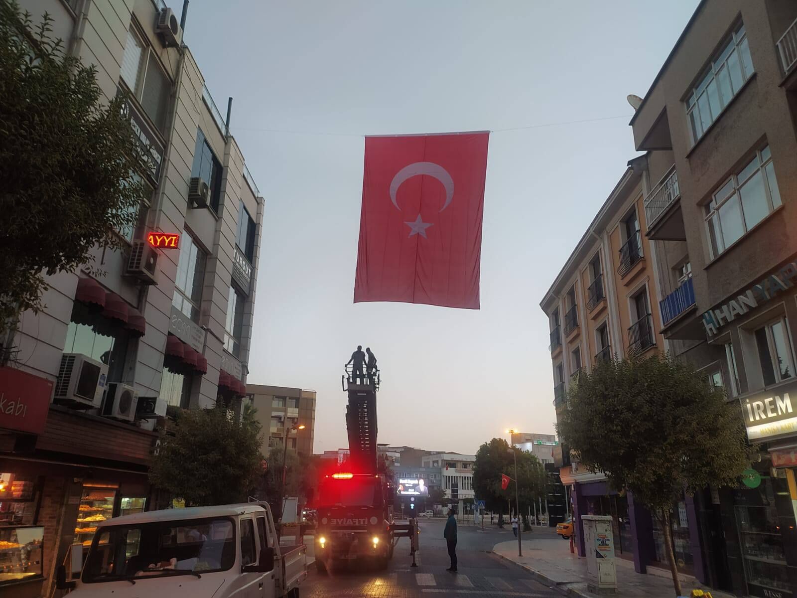 Cadde Ve Sokak (1)