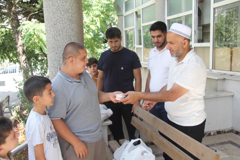 Cami Aşığı Genç (5)