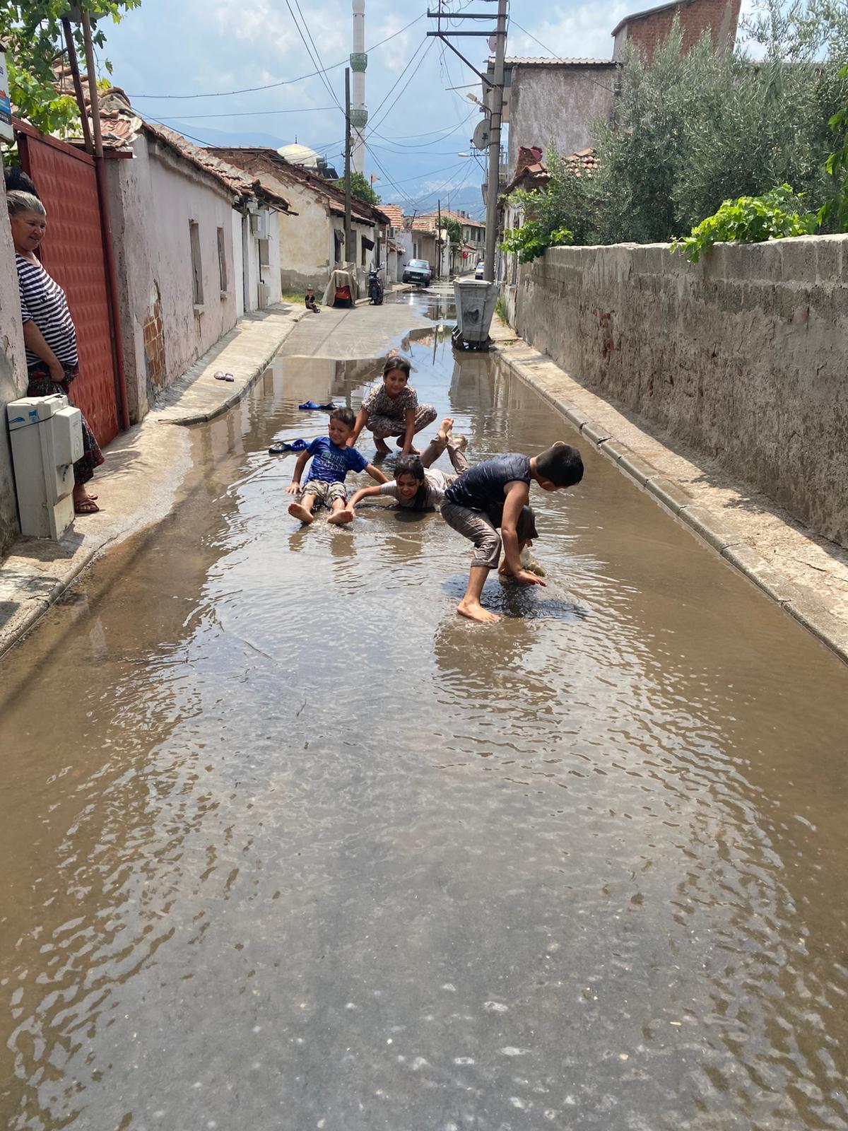 Salihli Su Patlağı (2)