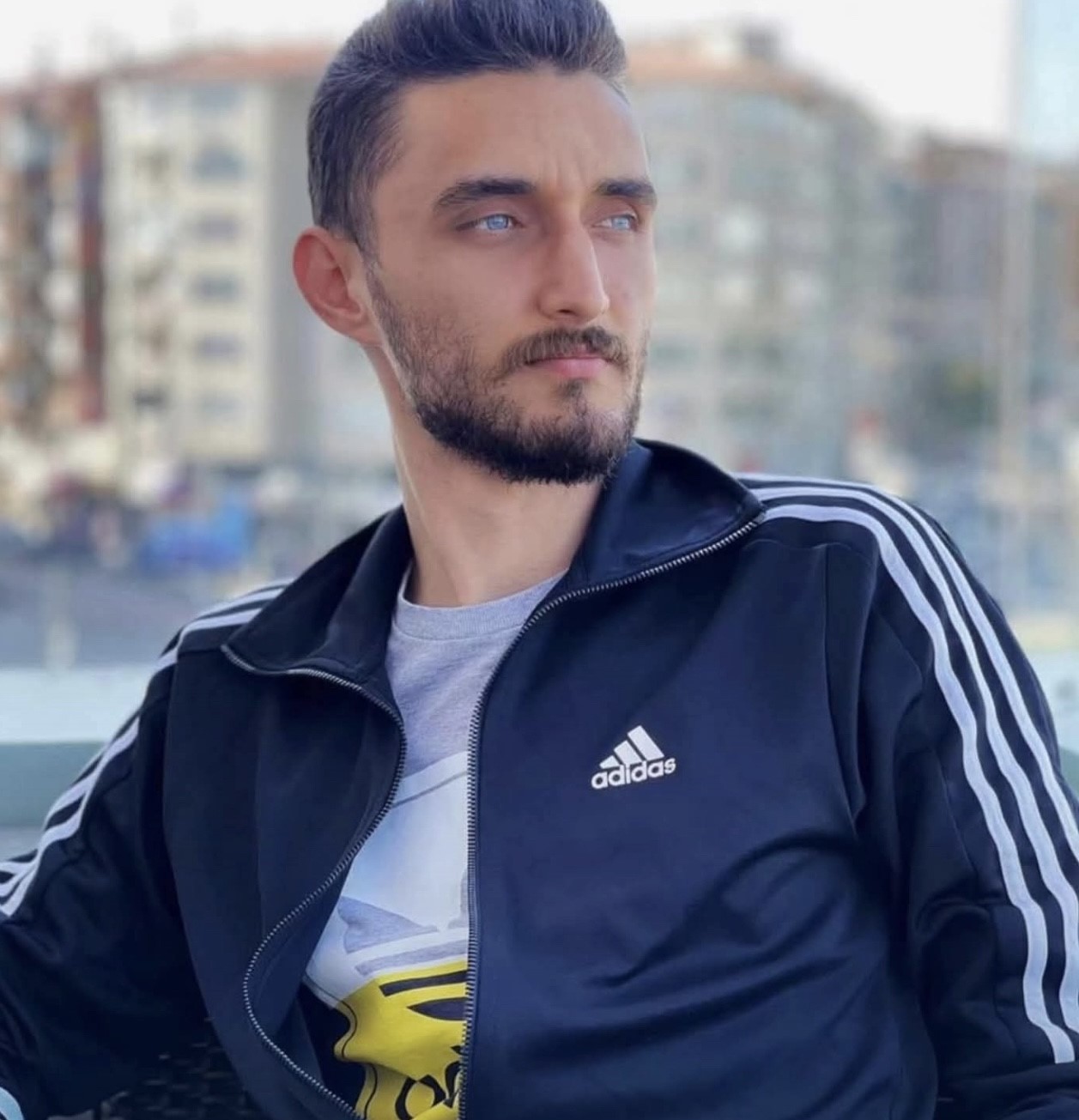 28 Yaşında Acı Kayıp Mhp İlçe Başkanı’nın Oğlu Beyin Tümörüne Yenik Düştü (2)