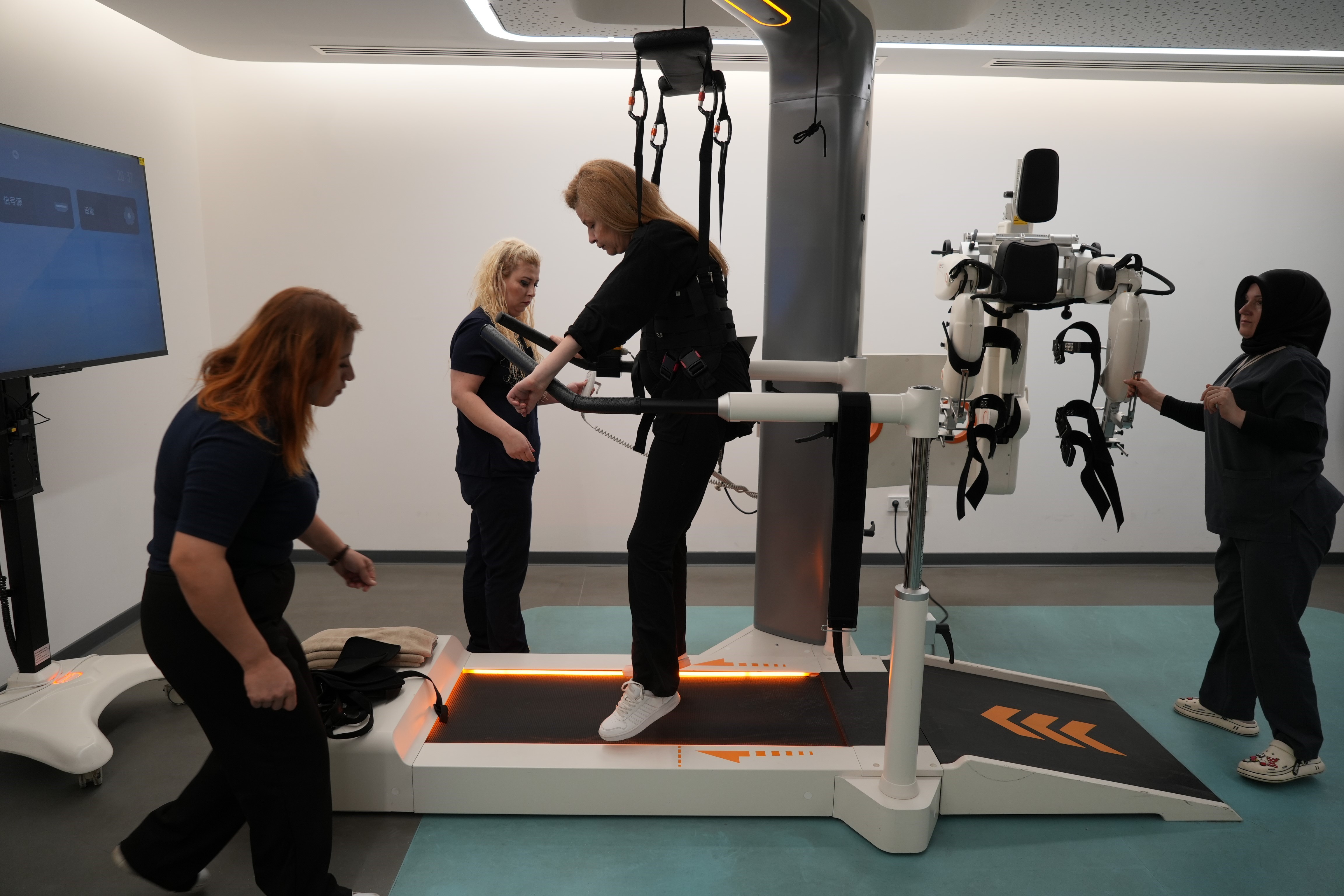 29 Yıl Sonra Ayağa Kalktı Bennur Karaburun’un Umut Dolu Mücadelesi (12)