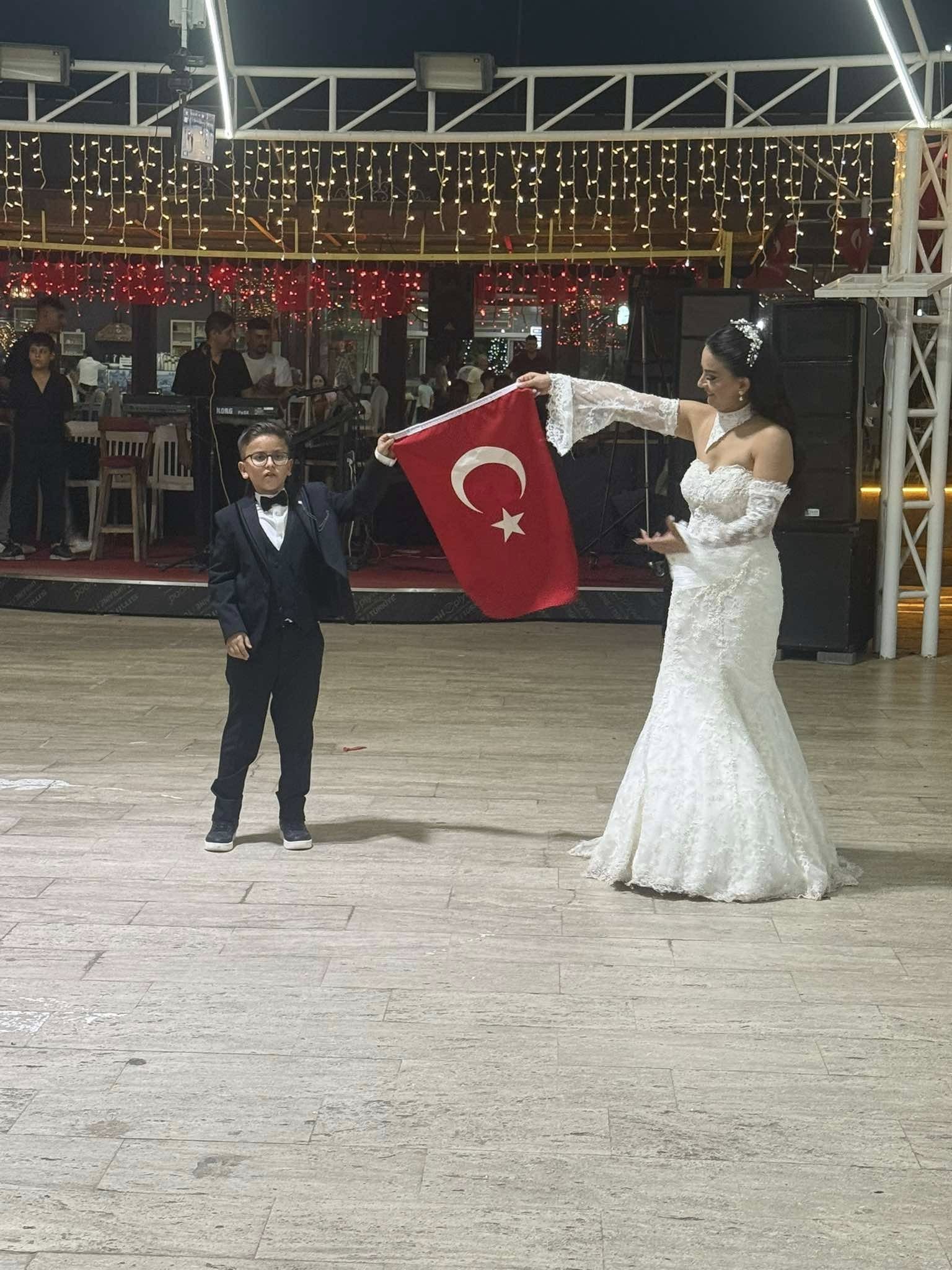 542759262 801389852545988 3666820274341391005 N