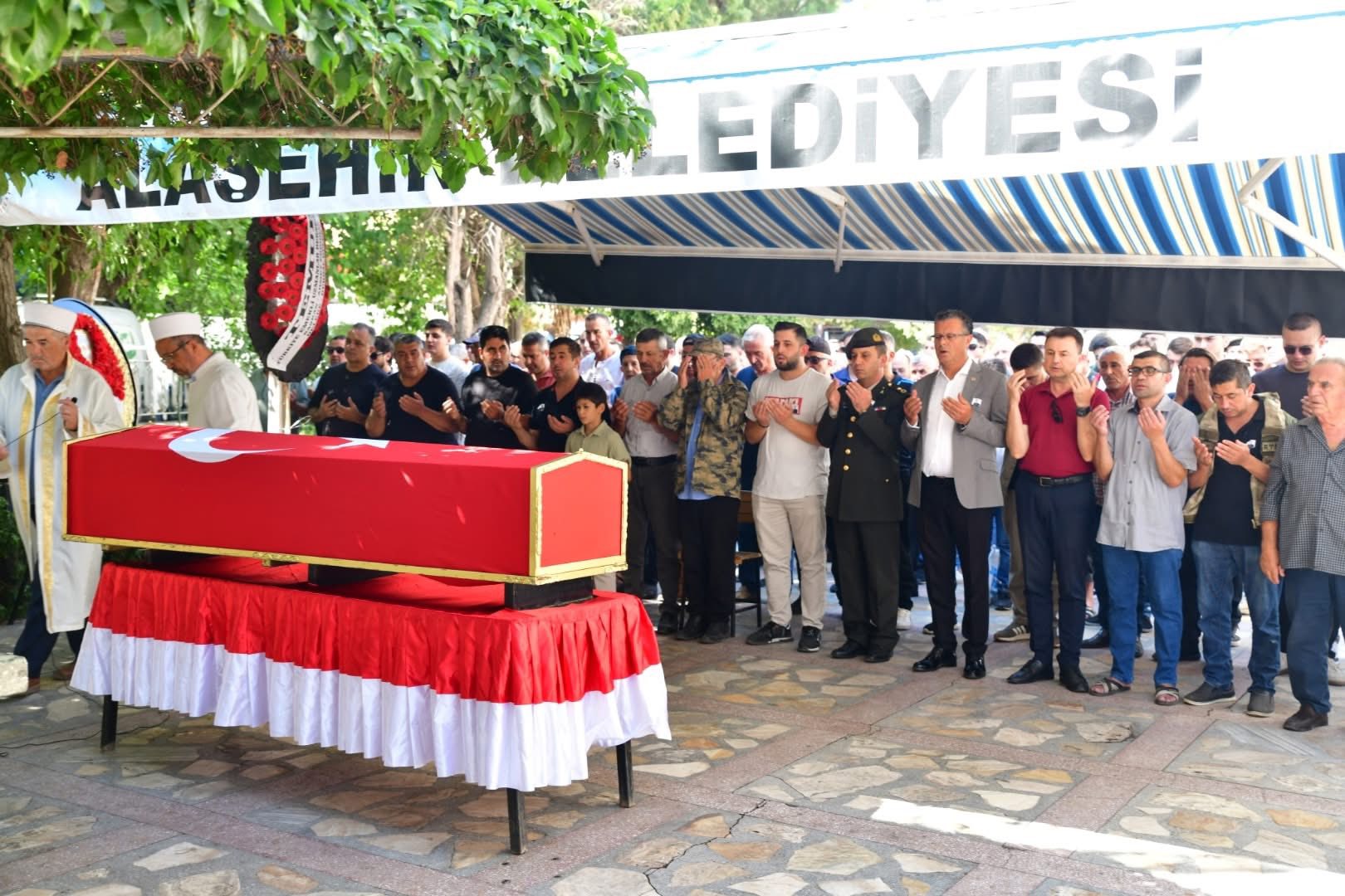 548827639 839525695068223 6044381382764968908 N