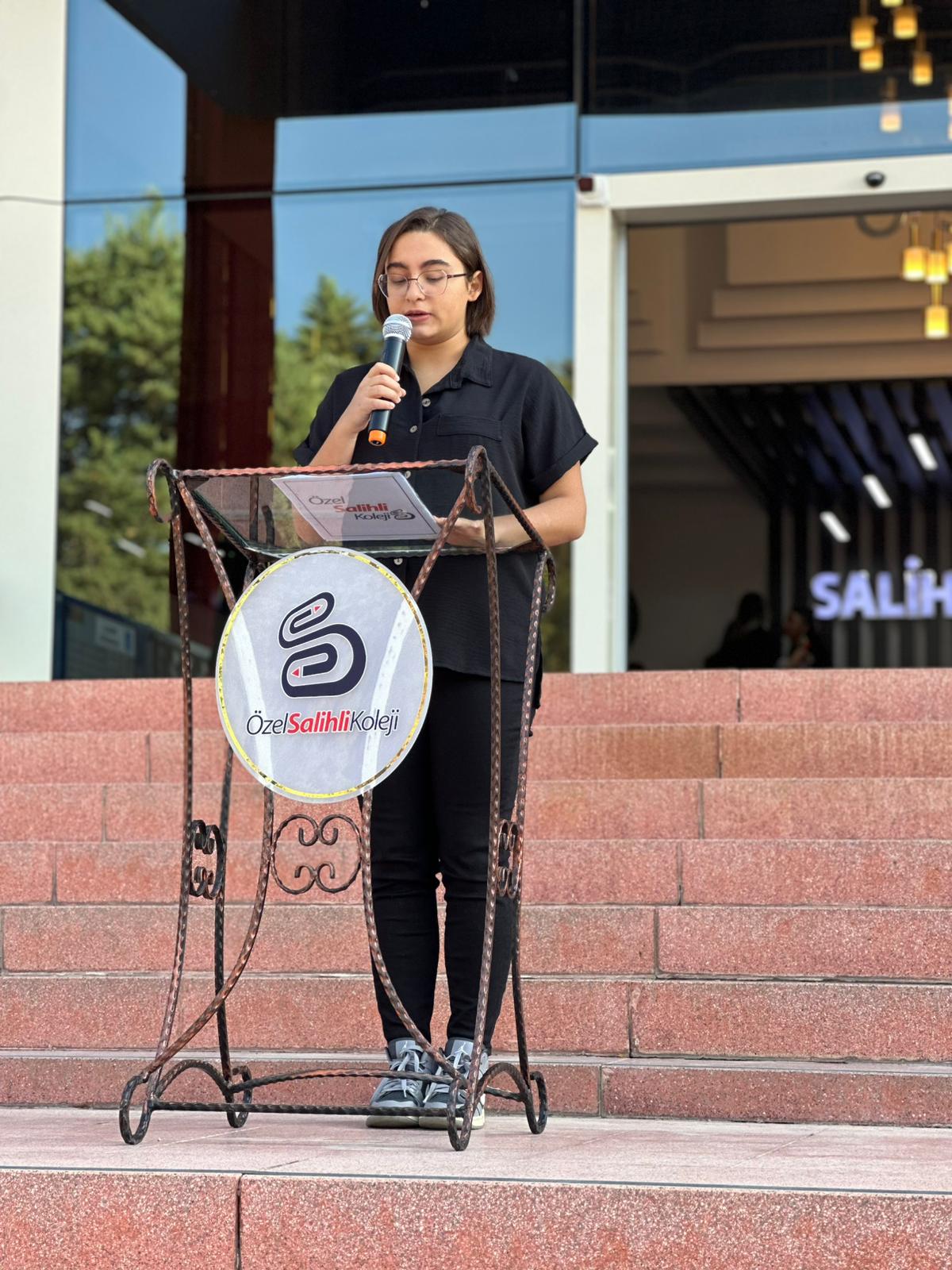 5A535E73 Fa75 42E8 A31E De986Baa5F88