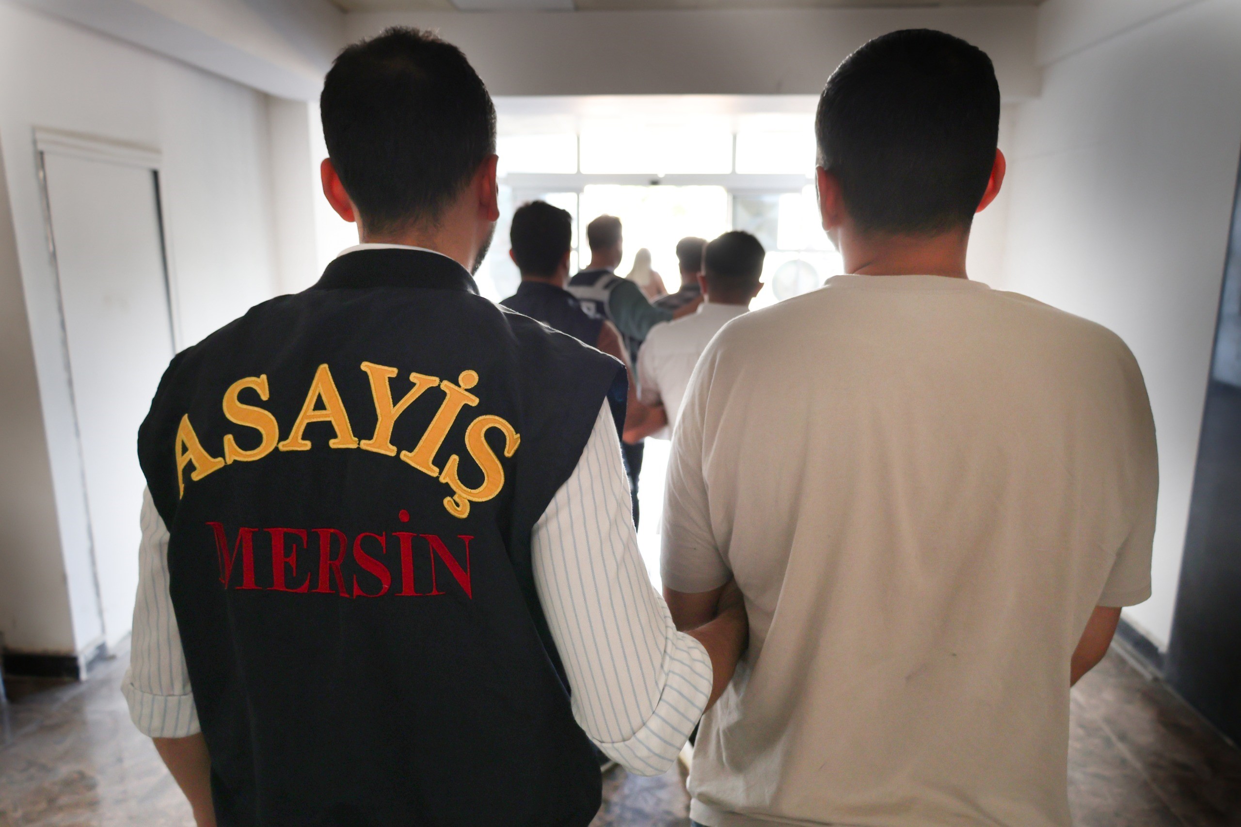 6 Kişiyi Dolandırdılar, 2.6 Milyon Tl'lik Vurgun Yaptılar! (5)