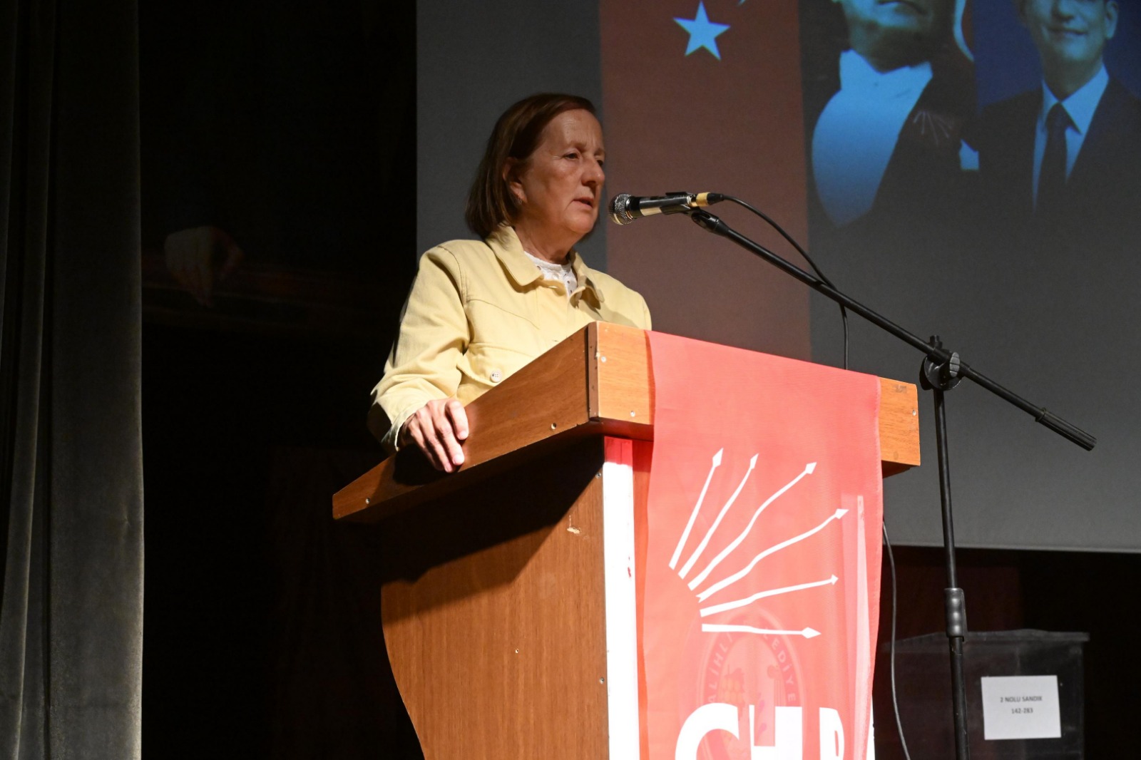 741E325E F7A8 4220 9Ddd 2439404411A3