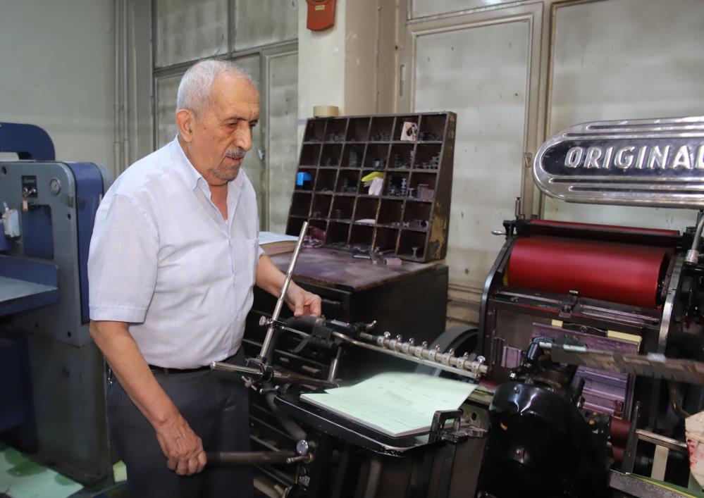 80 Yasinda Matbaacilik Aski 66 Yildir Meslegine Tutkulu (2)