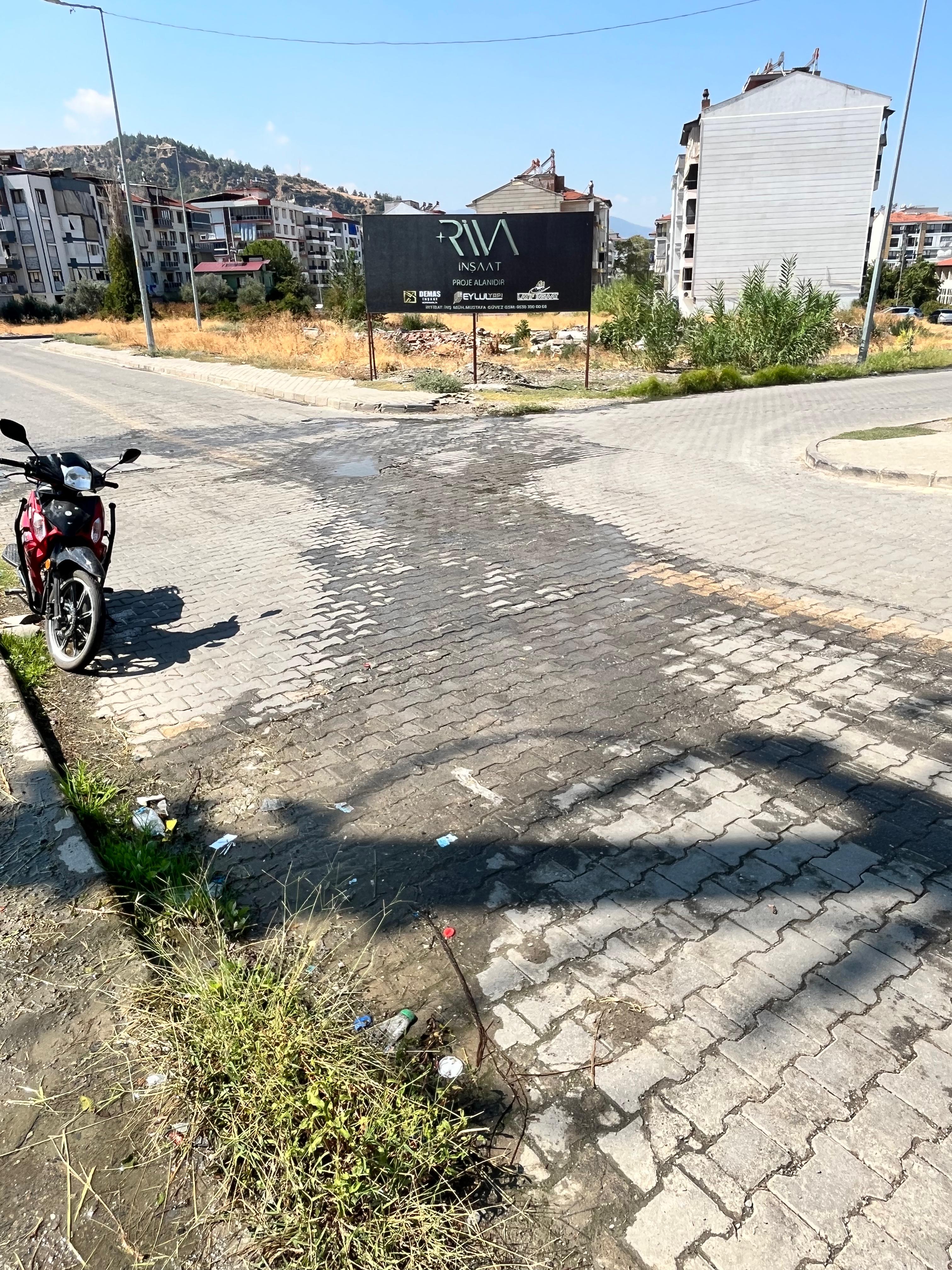 Ae57C2B3 7E39 4D82 B1A0 C0D128B7F977