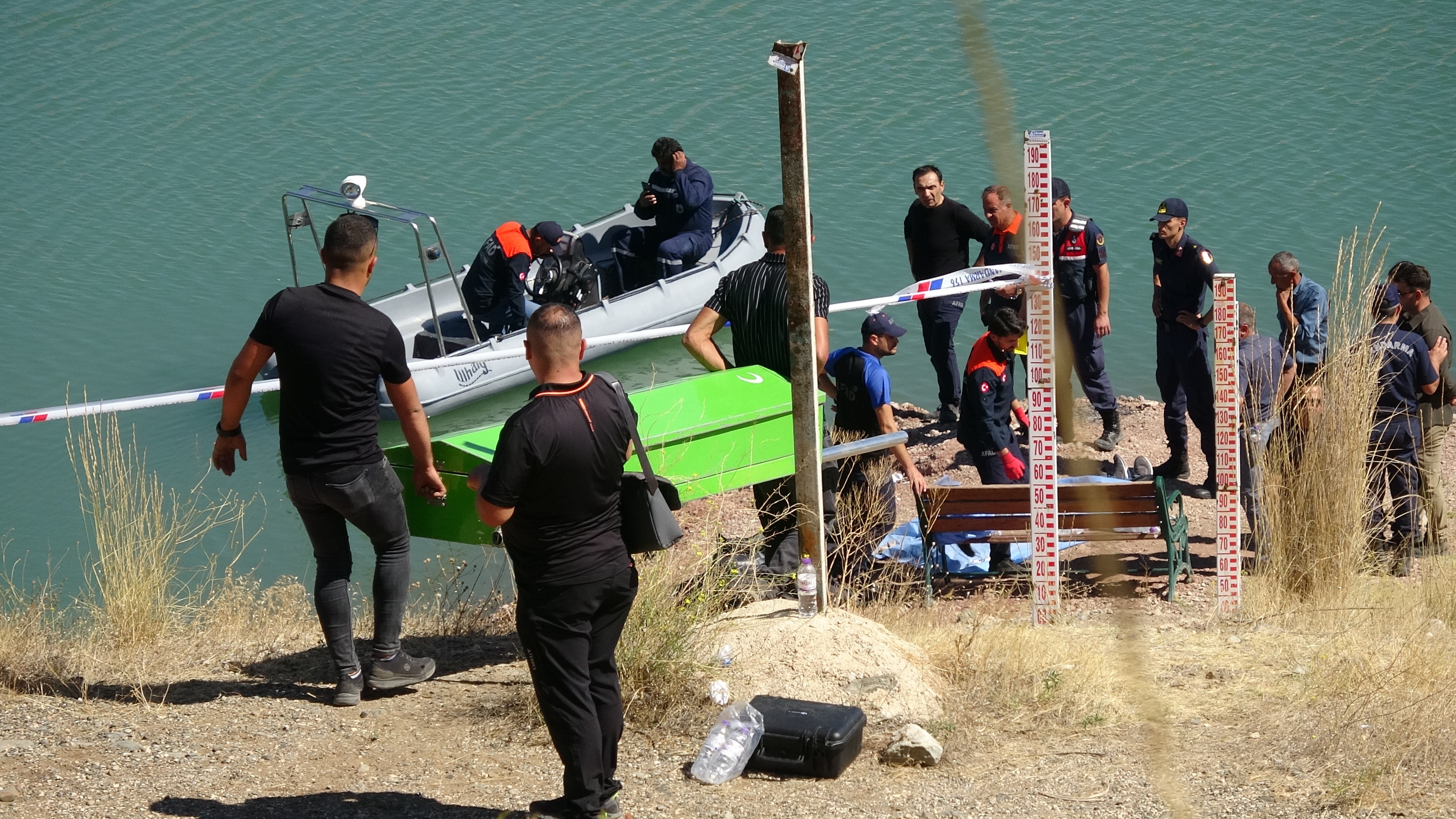 Ailesi Umutla Bekledi, Acı Haber Geldi! Emekli Polisin Cansız Bedeni Bulundu (4)
