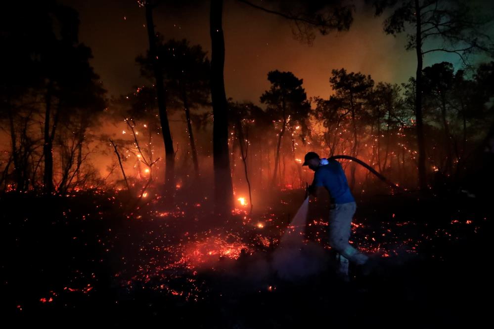 Antalya Aksuda Orman Yangini Buyuk Olcude Kontrol Altina Alindi (4)