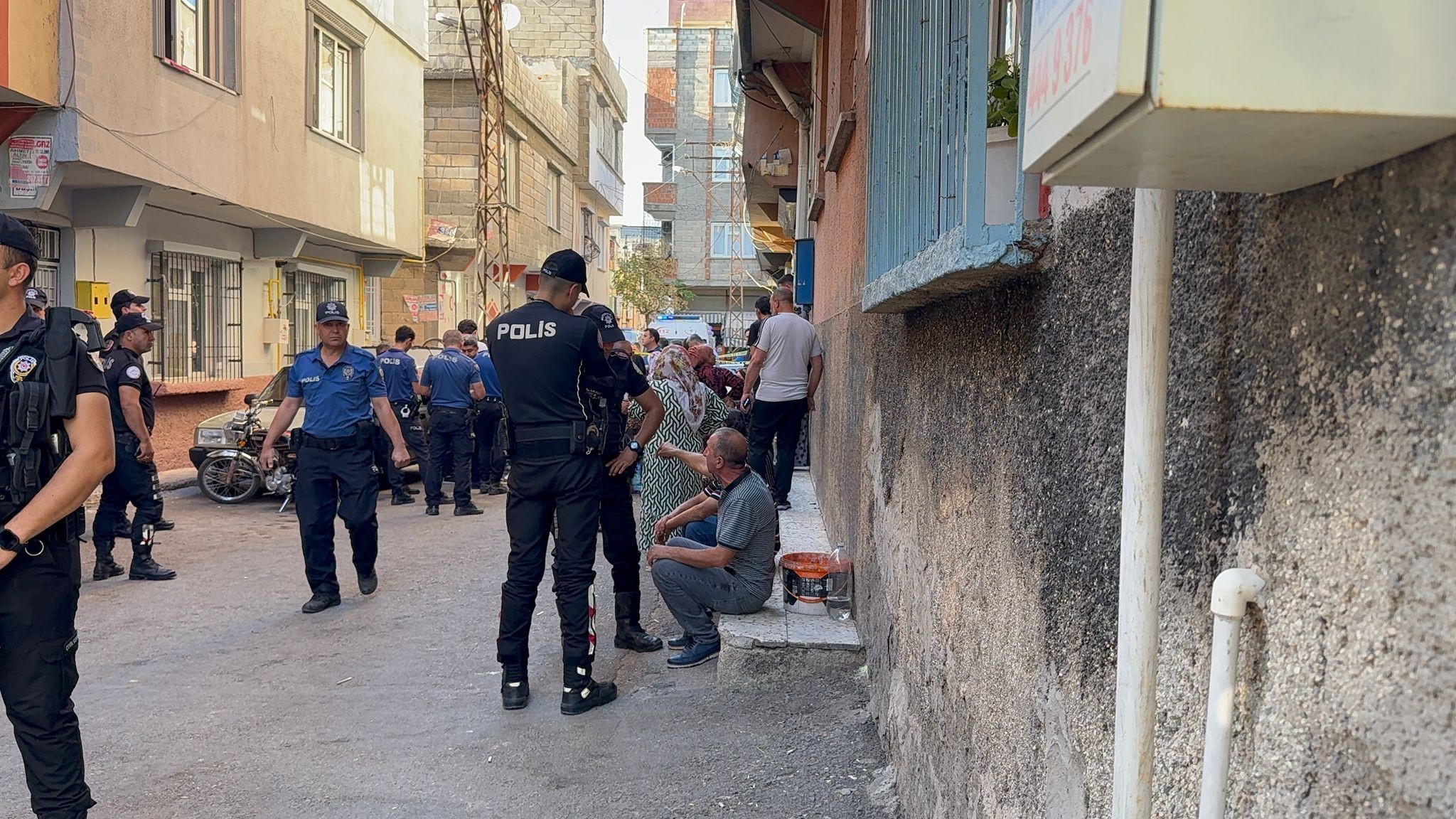 Boşanma Tartışması Kanla Bitti Eşi Pompalı Tüfekle Öldürdü, Ardından Intihar Etti (4)