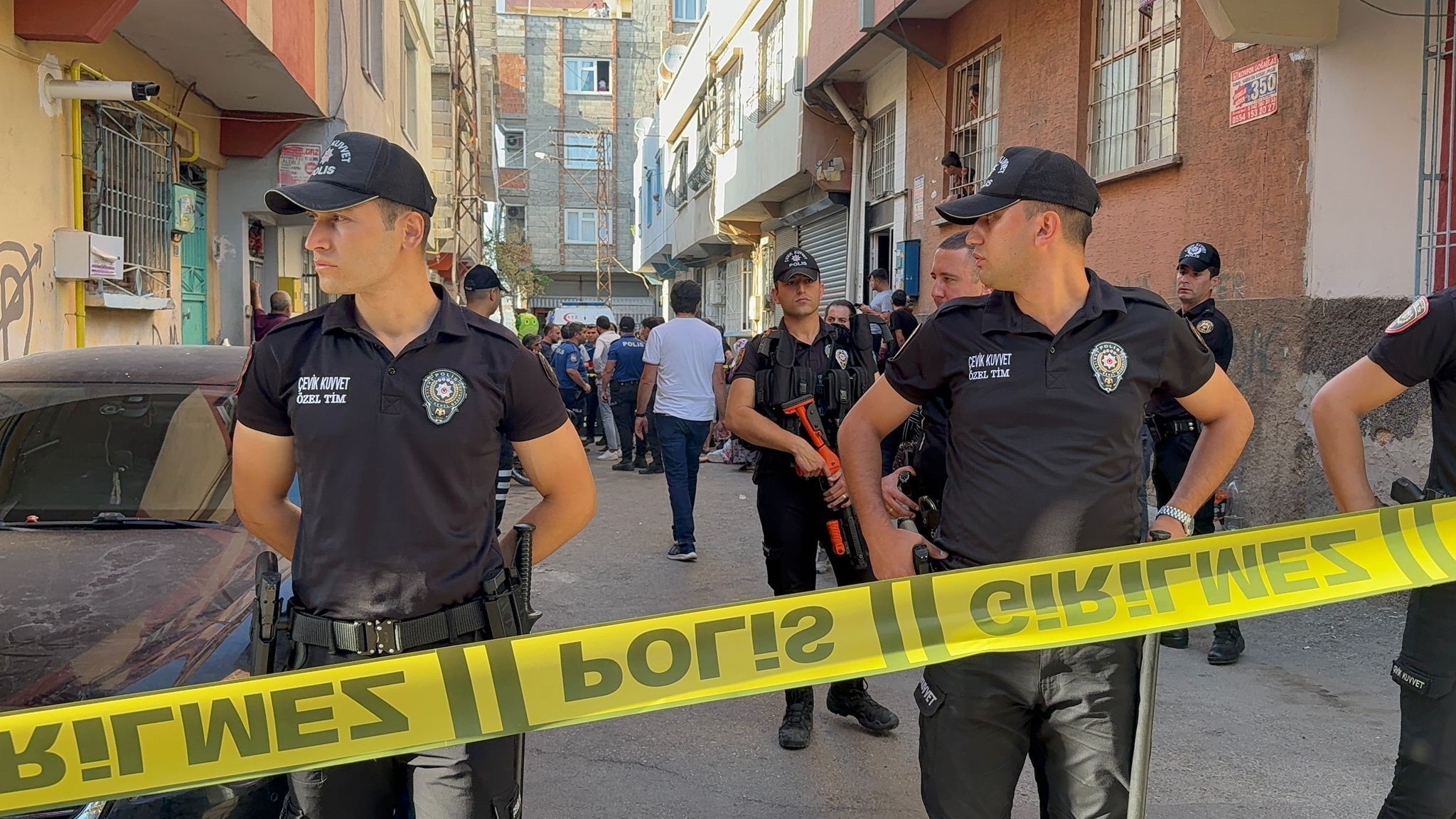 Boşanma Tartışması Kanla Bitti Eşi Pompalı Tüfekle Öldürdü, Ardından Intihar Etti (5)