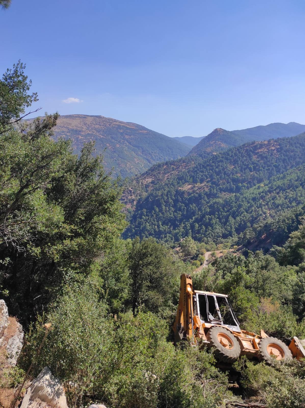 C9255E5B 69E5 41D9 8A07 F3A6217943F7