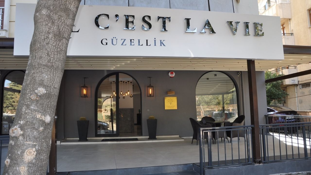 C’est La Vie Güzellik Salonu (3)