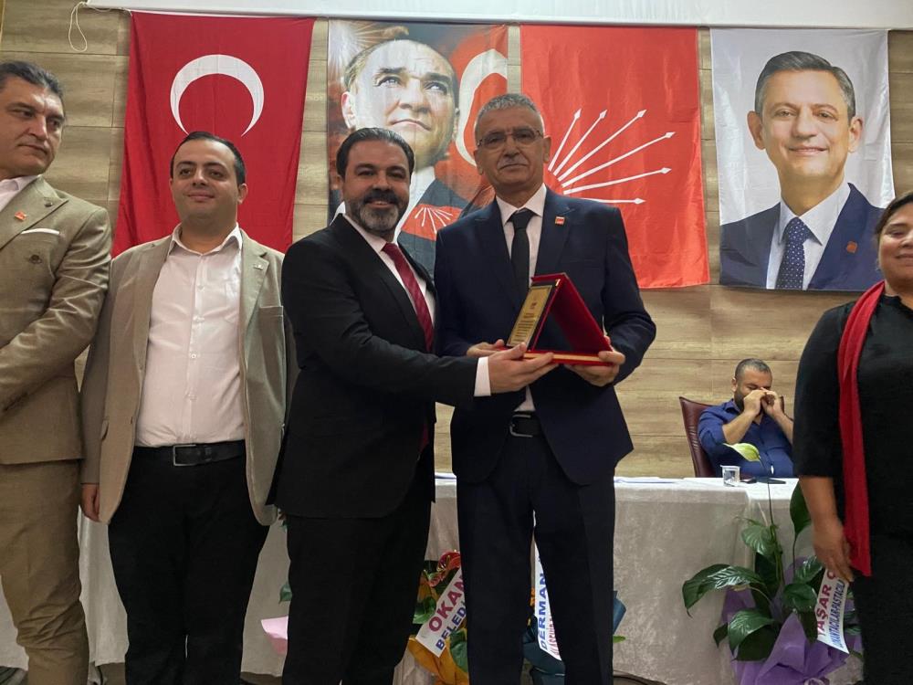 Chp Alasehirde Yeni Baskan Rasit Koslu Oldu (3)