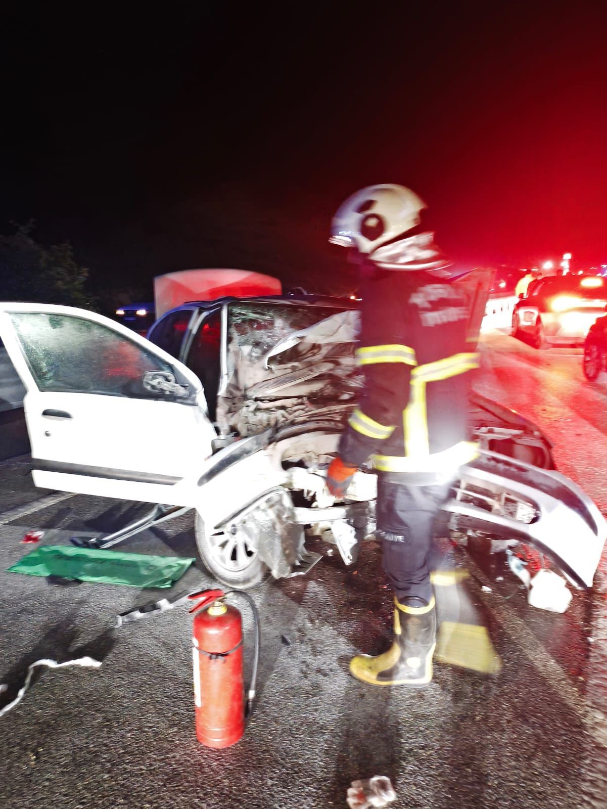 D 100’De Can Pazarı Otomobil Ile Traktör Çarpıştı, 1 Ölü (3)