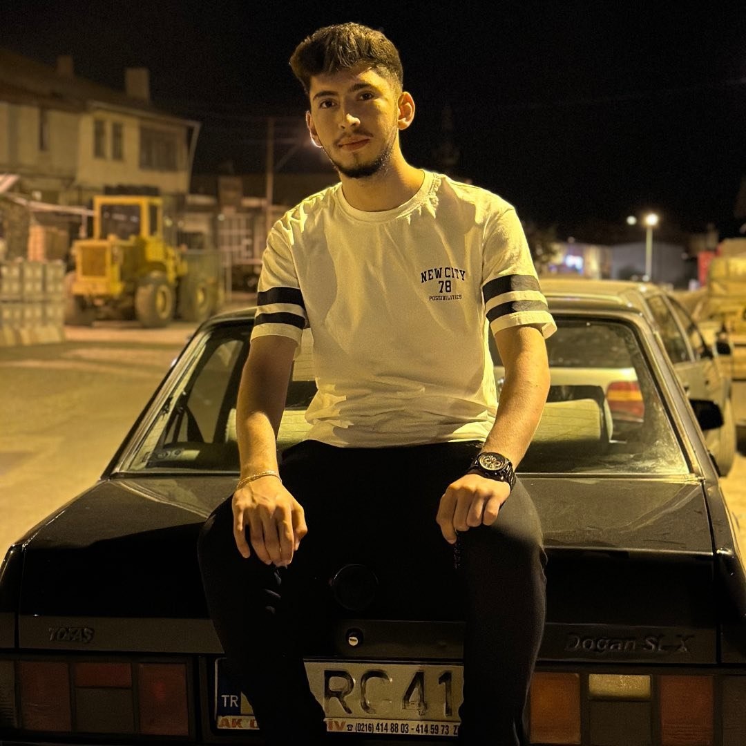 D 100’De Can Pazarı Otomobil Ile Traktör Çarpıştı, 1 Ölü (4)