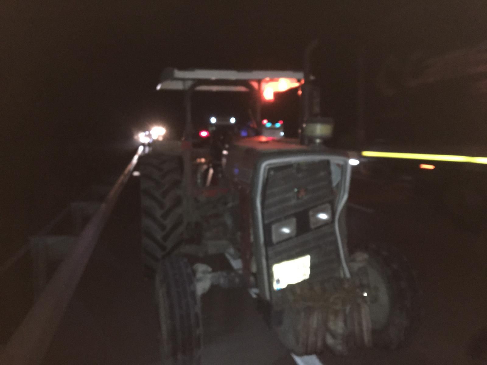 D 100’De Can Pazarı Otomobil Ile Traktör Çarpıştı, 1 Ölü (5)