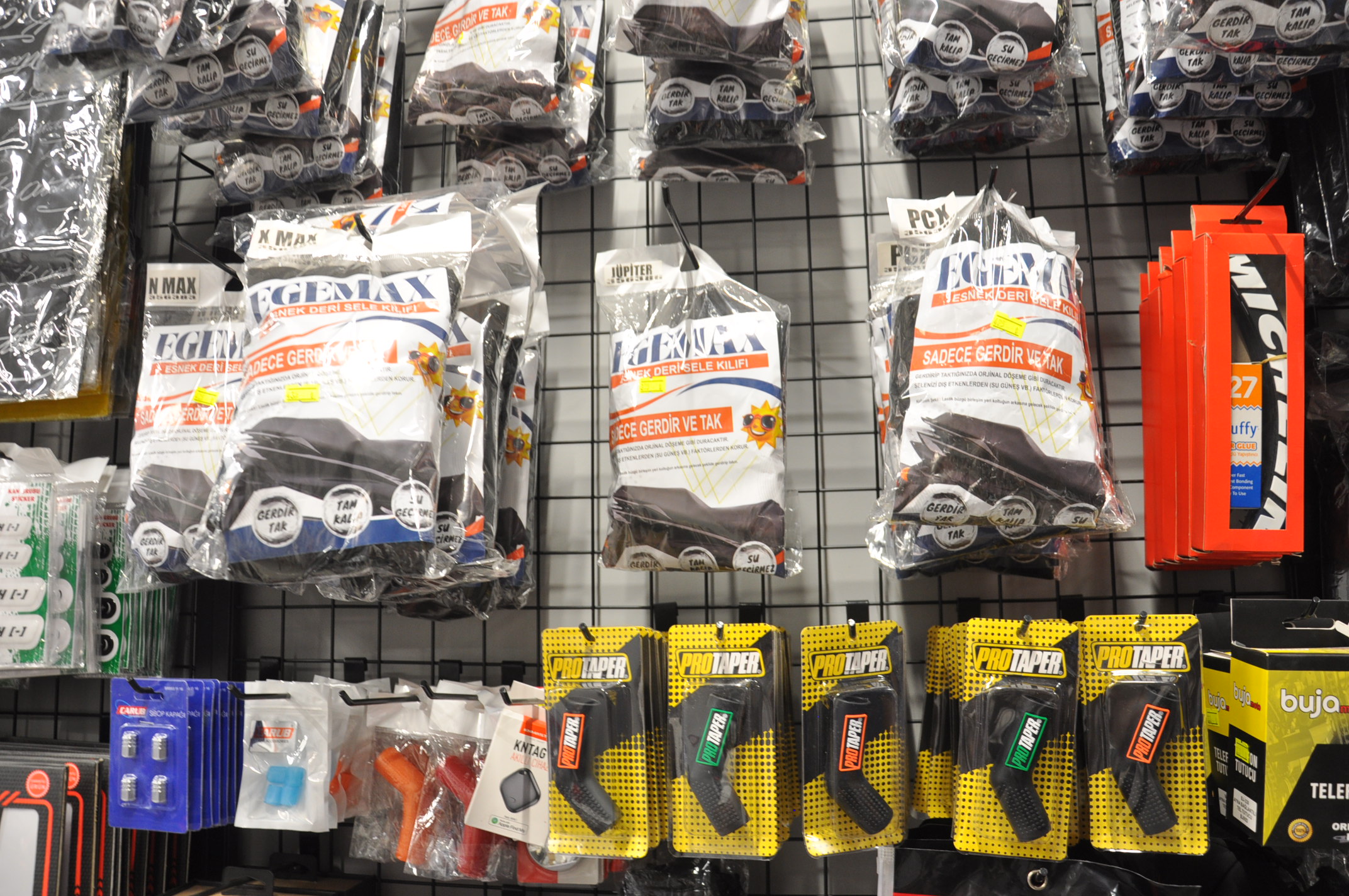 Egece Moto Ve Aksesuar Salihlide Hizmete Acildi (9)