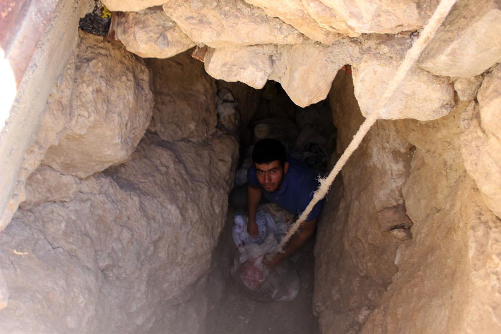 Erzincanda Yuzyillik Gelenek Peynirler Hala Buz Magaralarinda Saklaniyor (2)