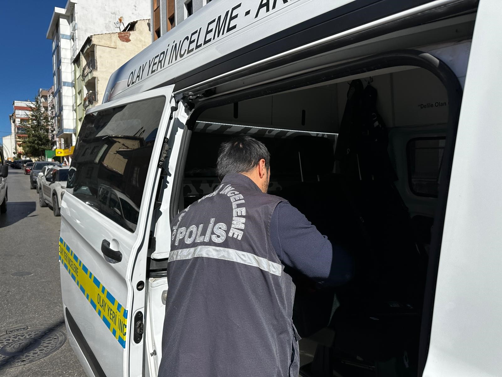 İnşaatta Korkunç Ölüm 4. Kattan Düşen Işçi Hayatını Kaybetti (2)