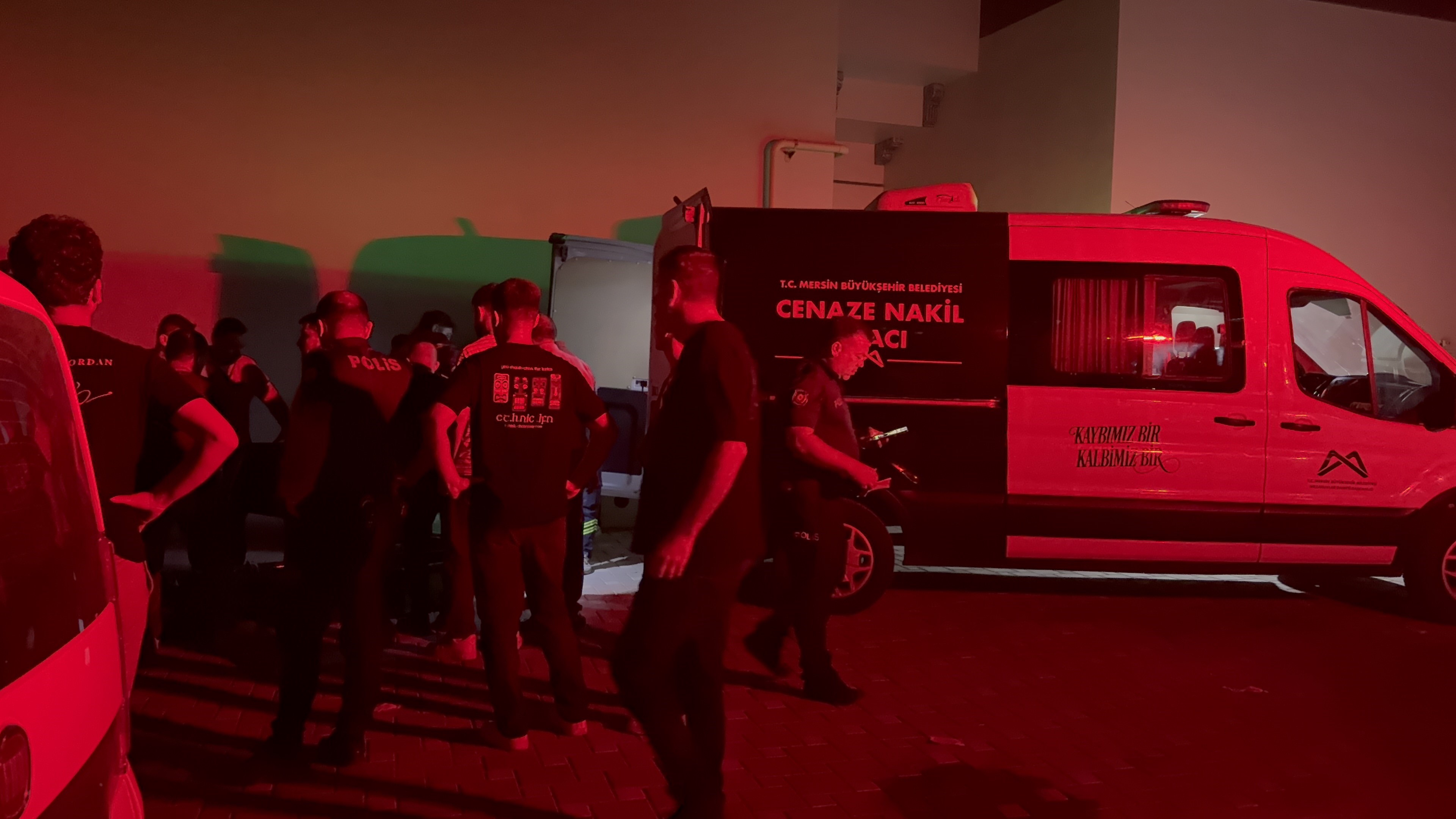 Kahreden Olay Lise Öğrencisi 12. Kattan Düşerek Hayatını Kaybetti (3)