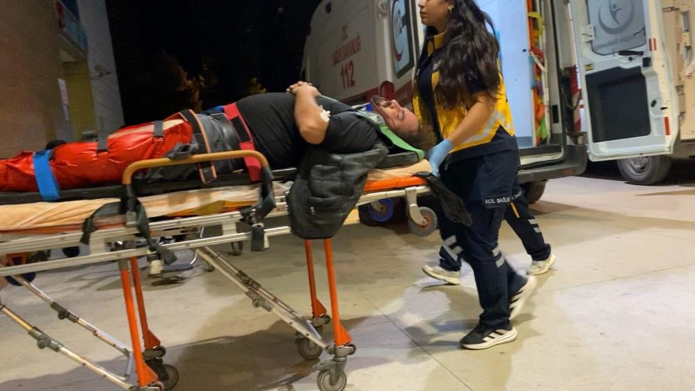 Kontrolden Cikan Atv Devrildi 1I Agir 2 Yarali (4)