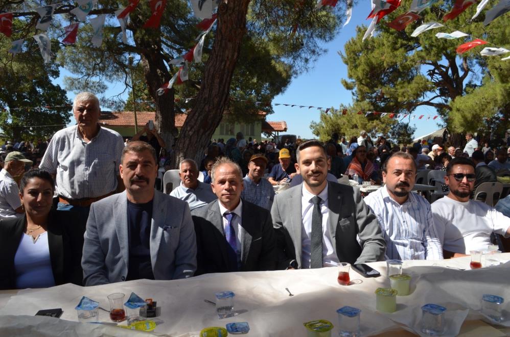 Kulada Bagdatli Sultan Anma Etkinligi Binlerce Kisiyi Bulusturdu (3)