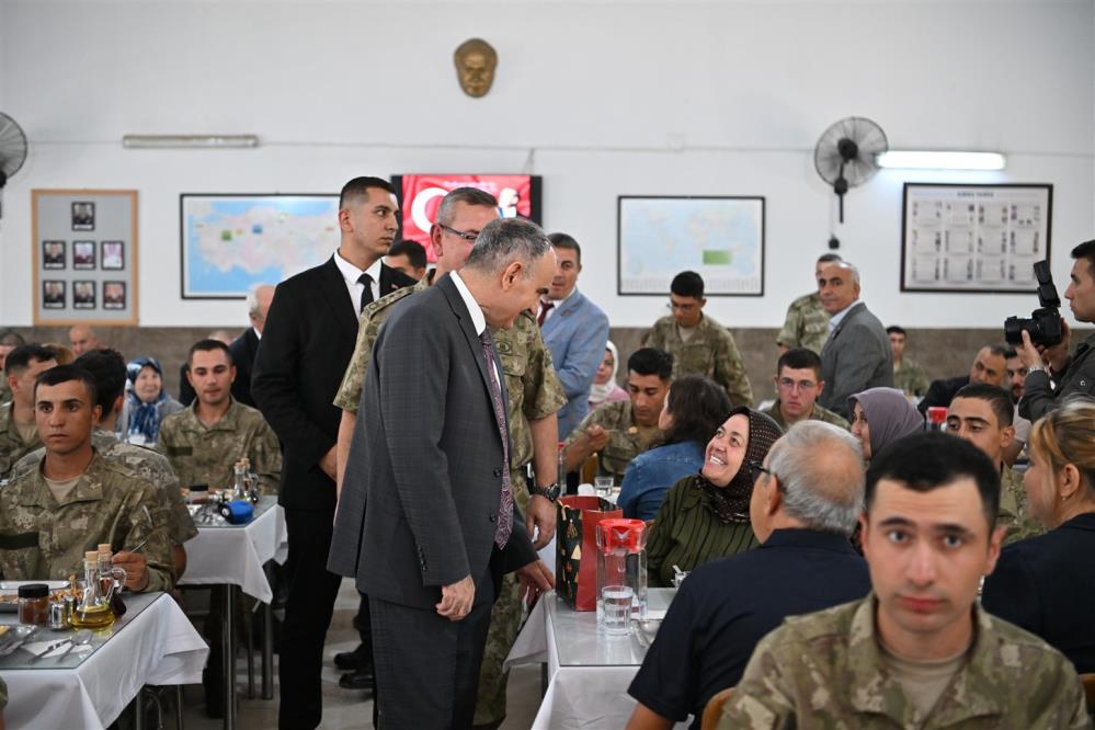 Manisa’da 19 Eylül Gaziler Günü’nde Şehit Yakınları Ve Gaziler Ağırlandı (3)