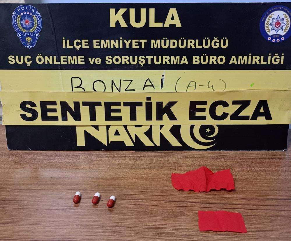 Manisada Asayis Ve Narkotik Operasyonu 19 Sahis Yakalandi (2)