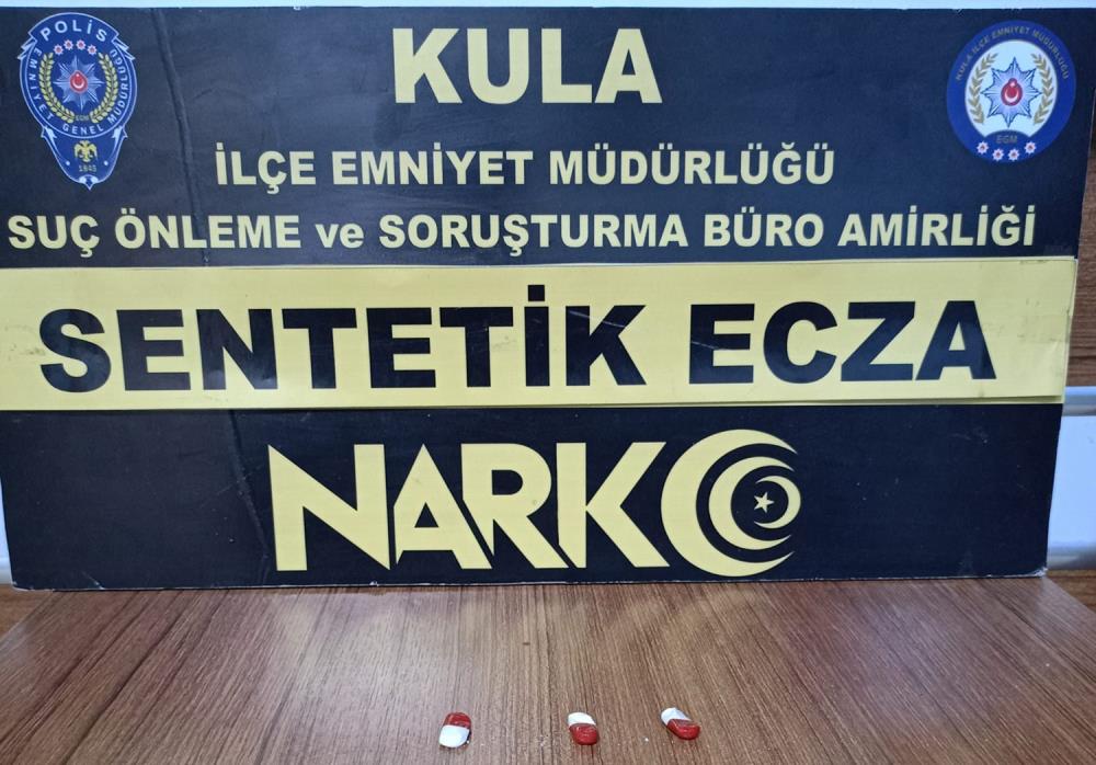 Manisada Asayis Ve Narkotik Operasyonu 19 Sahis Yakalandi (3)