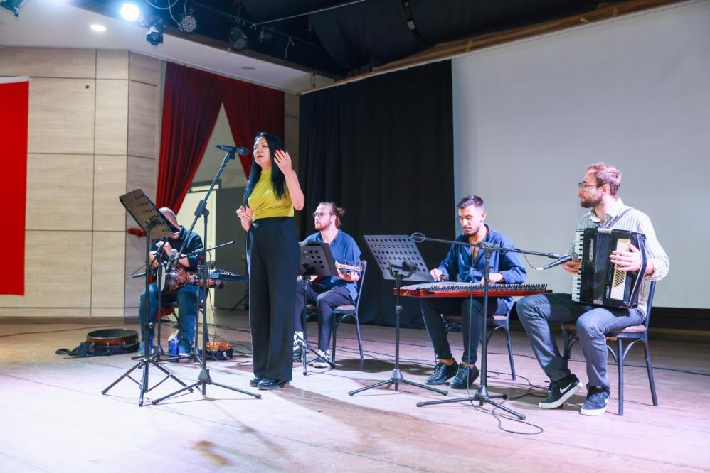 Manisada Dunya Alzheimer Gunu Paneli Duzenlendi (7)