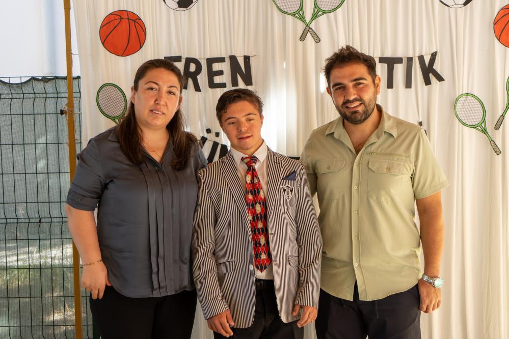 Manisada Engelleri Asan Basari Oykusu (2)