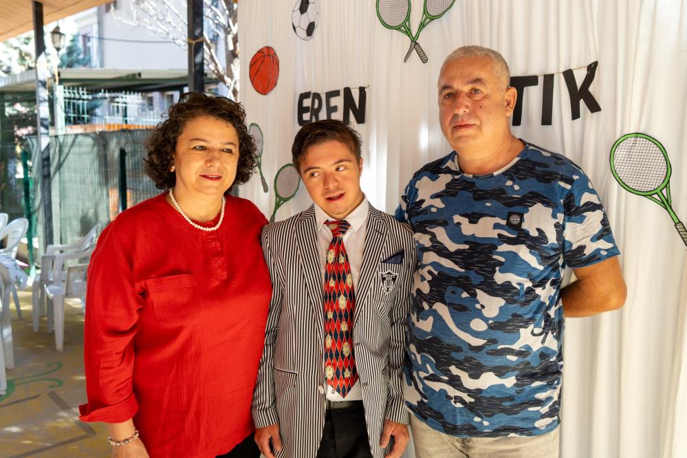 Manisada Engelleri Asan Basari Oykusu (3)