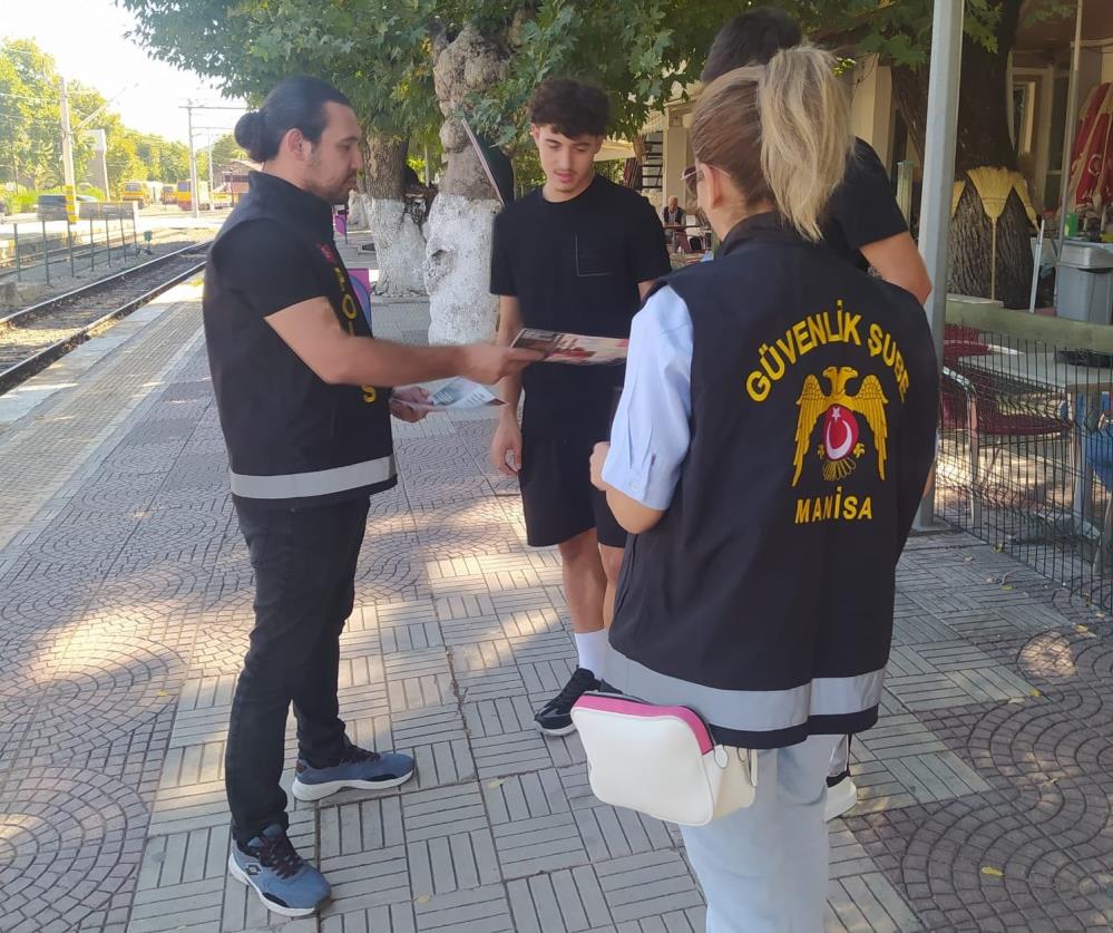 Manisada Universite Ogrencilerine Guvenli Universite Bilgilendirmesi (1)