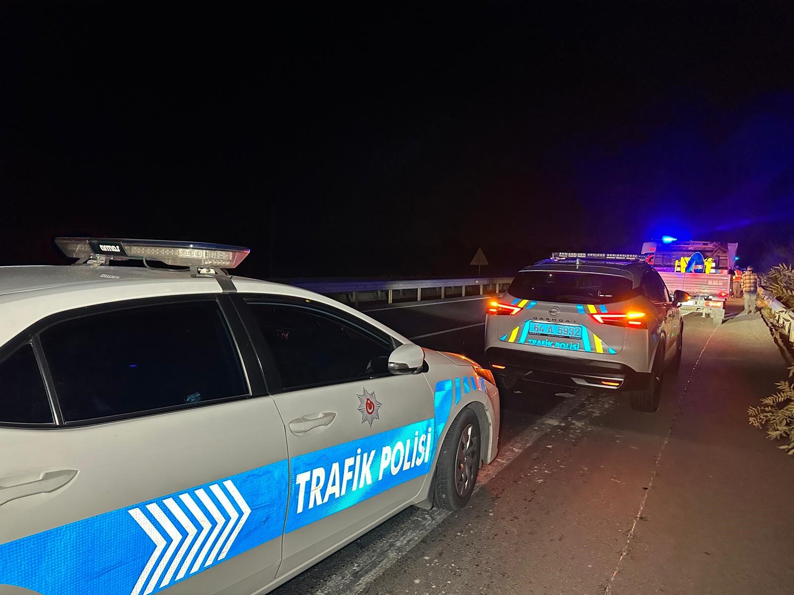 Motosikletlinin Son Yolculuğu! Yolda Bekleyen Kamyona Arkadan Çarptı, Canından Oldu (2)