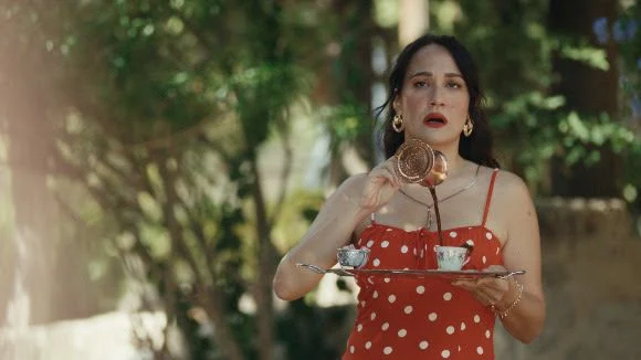 Netflix Platonik Mavi Dolunay Otel Gercek Mi