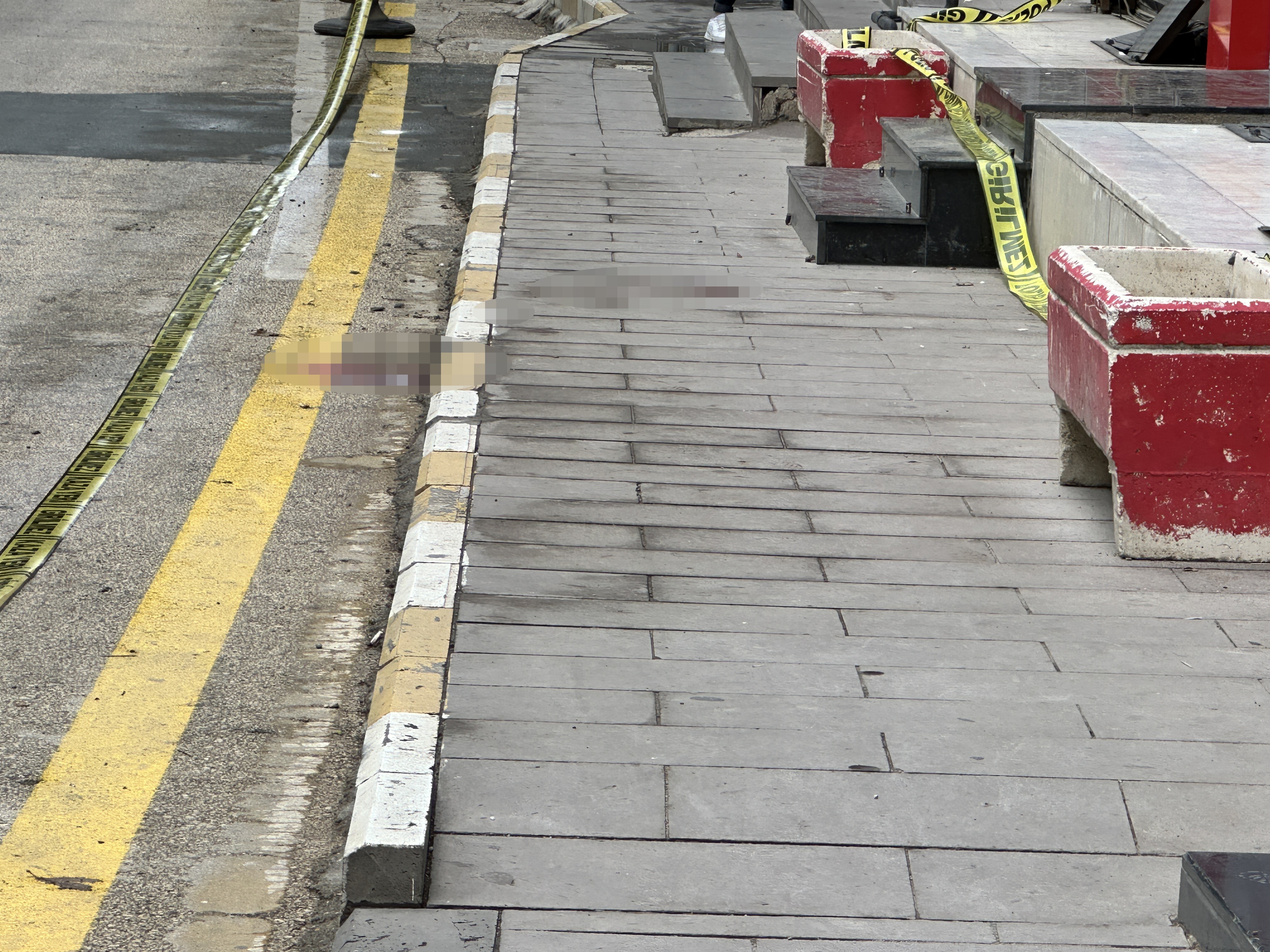 Otel Odasında Feci Son 20 Yaşındaki Kadın 5. Kattan Düşerek Öldü (5)