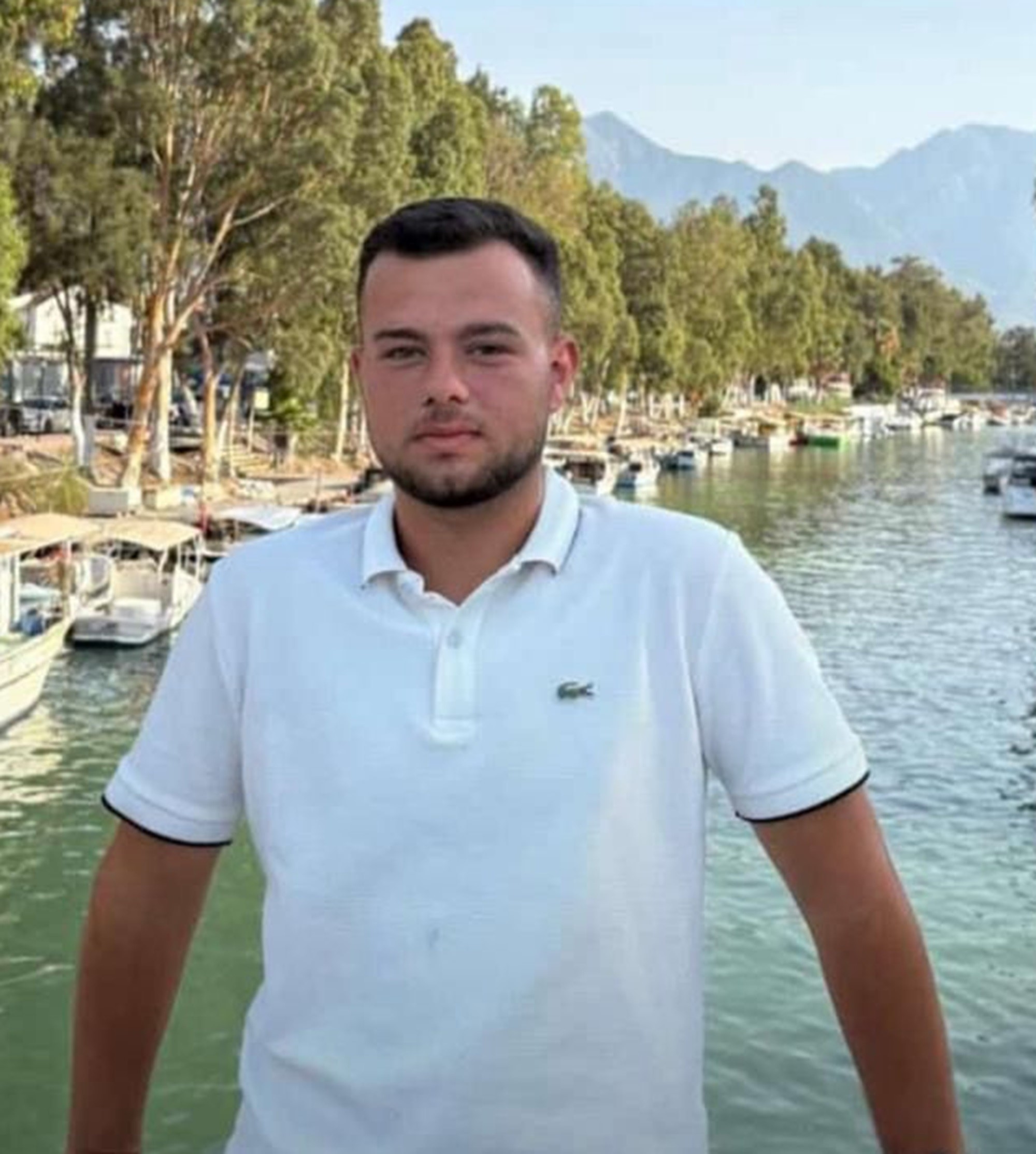 Otomobille Çarpışan Motosiklet Tarlaya Uçtu Genç Sürücü Kurtarılamadı (3)