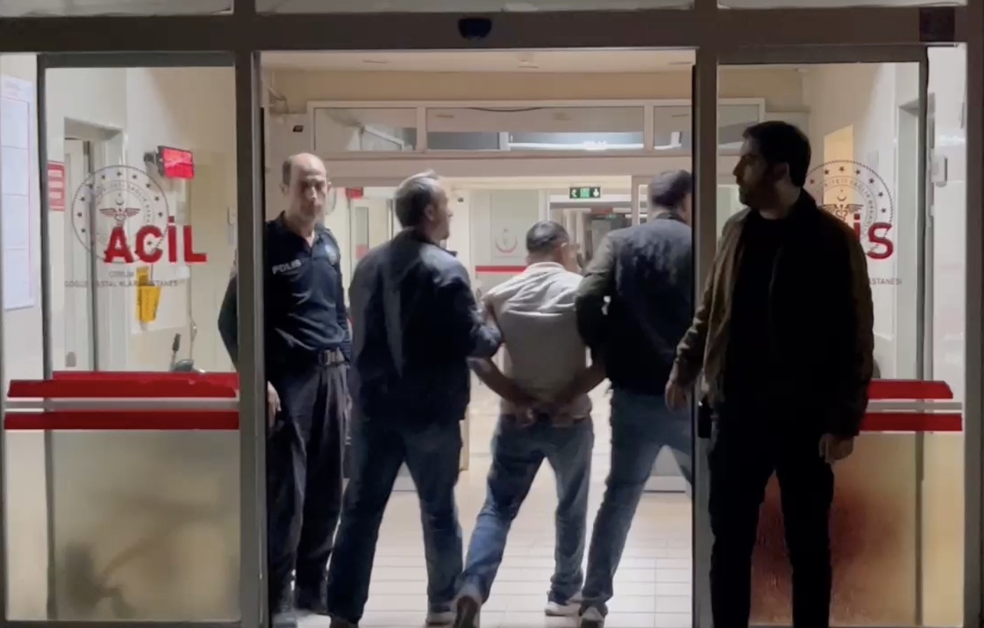 Petshop Önünde Kanlı Olay 36 Yaşındaki Adam Tüfekle Öldürüldü (6)