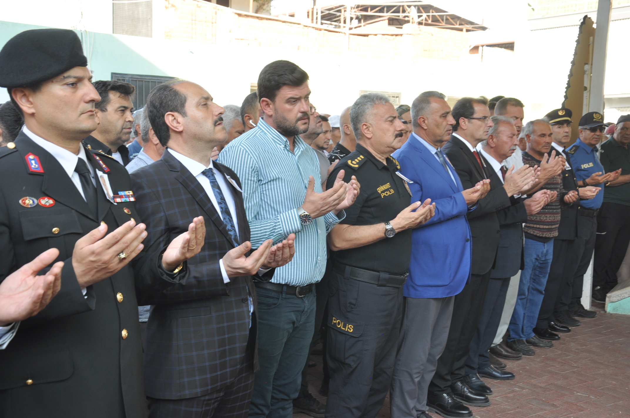 Polis Osman Yaman (24)