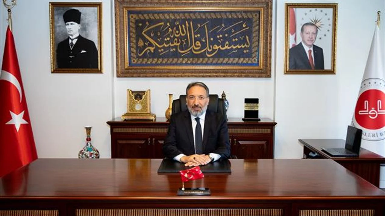 Safi Arpagus Atatürk Için Yaptigi Dua Ile Gündeme Gelmisti