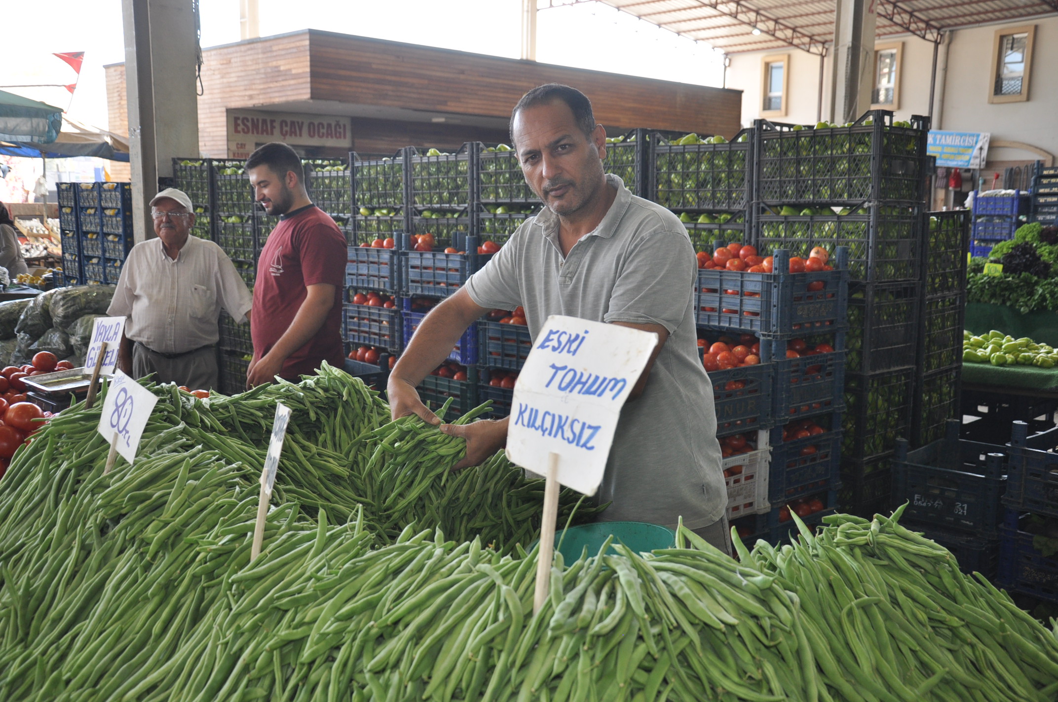 Sali̇hli̇ Çarşamba Pazar (13)
