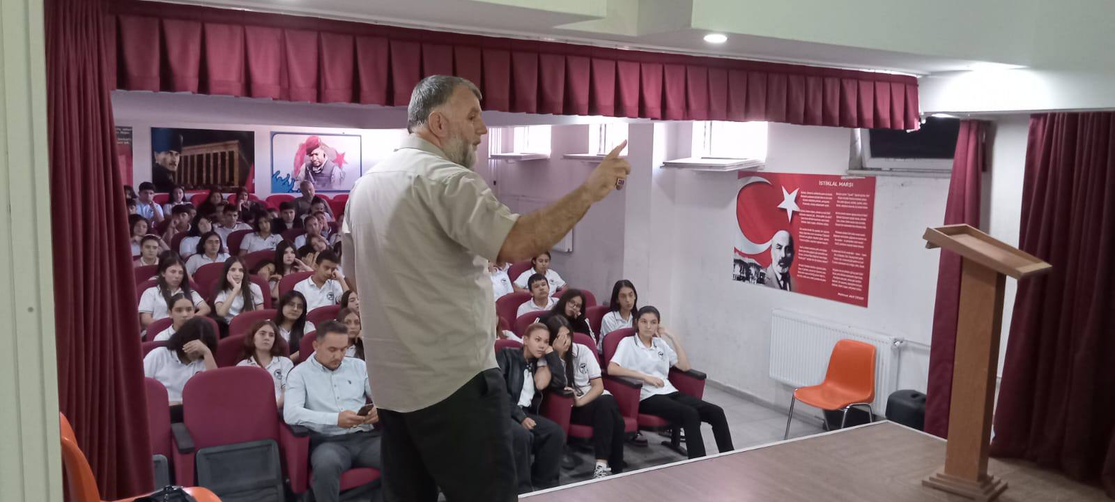 Salihli Talat Zurnaci Metalde Ogrencilere Bilgilendirme Egitimi (6)