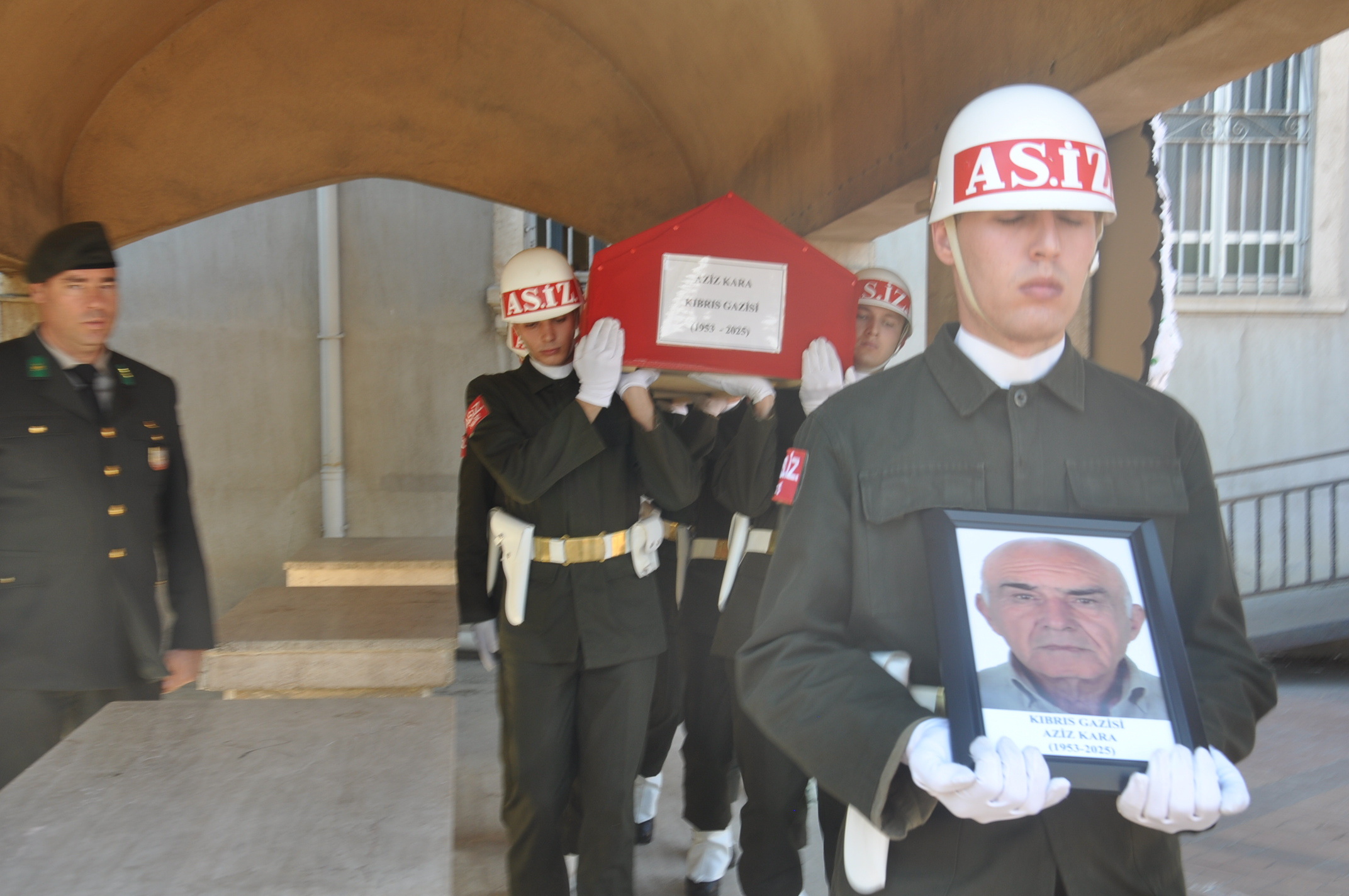 Salihlide Kibris Gazisi Aziz Karaya Son Veda (11)