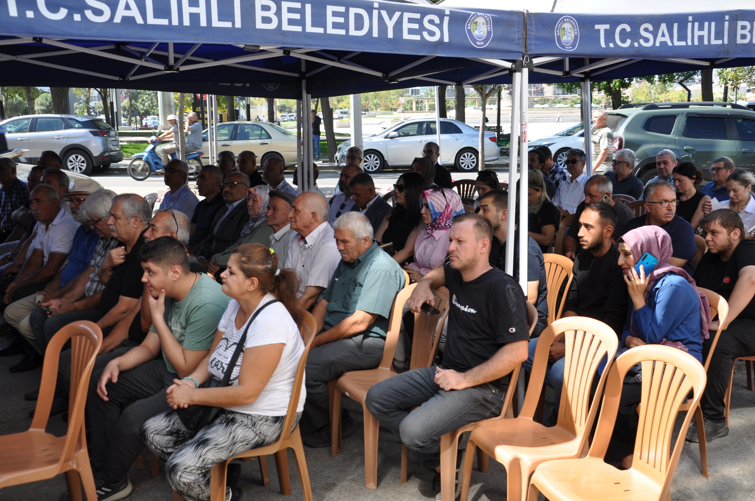 Salihlide Yilin Ahisi Belli Oldu 40 Yillik Derici Yilin Ahisi Secildi (20)